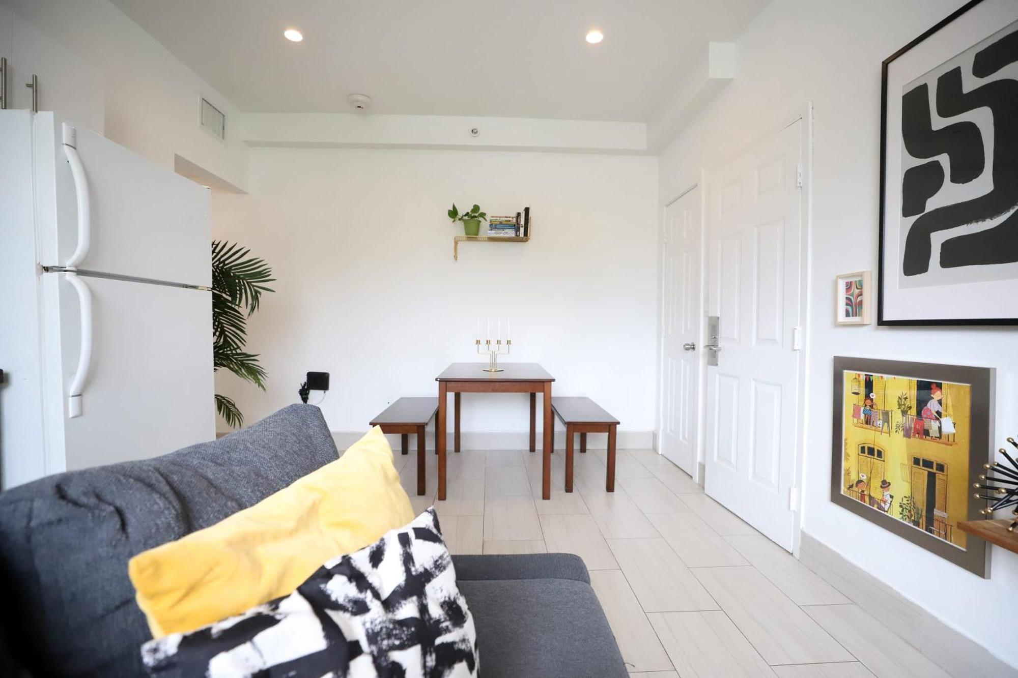 2 Bedroom Apartment 3 Minute Walk To South Beach & Ocean Drive Miami Beach Kültér fotó
