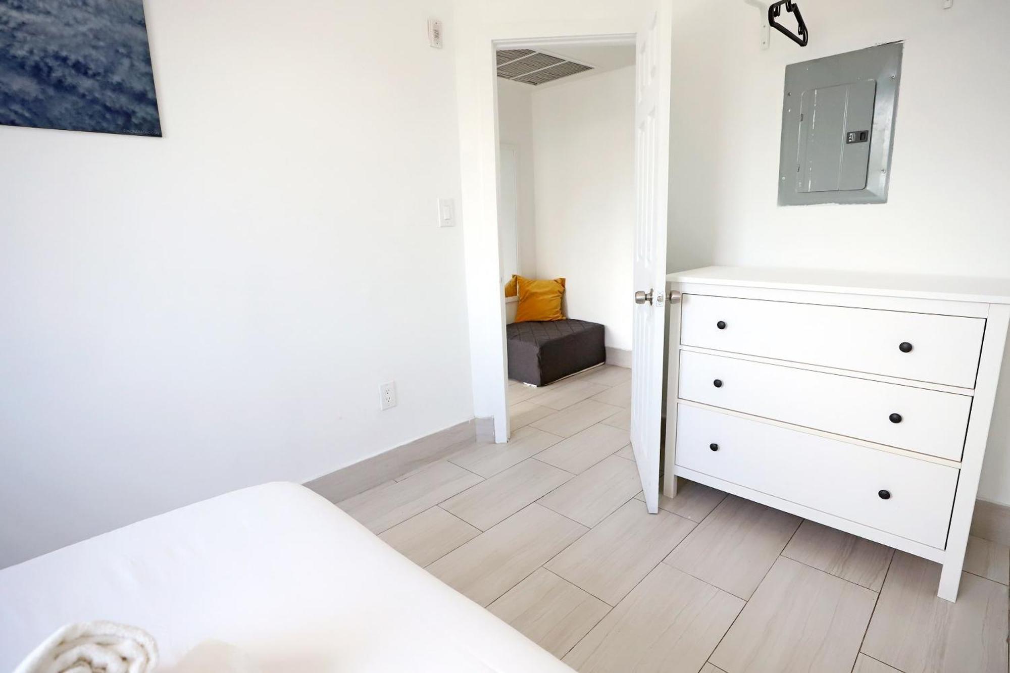 2 Bedroom Apartment 3 Minute Walk To South Beach & Ocean Drive Miami Beach Kültér fotó