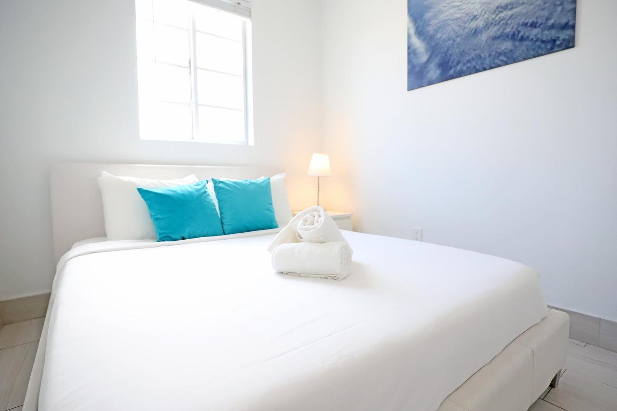 2 Bedroom Apartment 3 Minute Walk To South Beach & Ocean Drive Miami Beach Kültér fotó