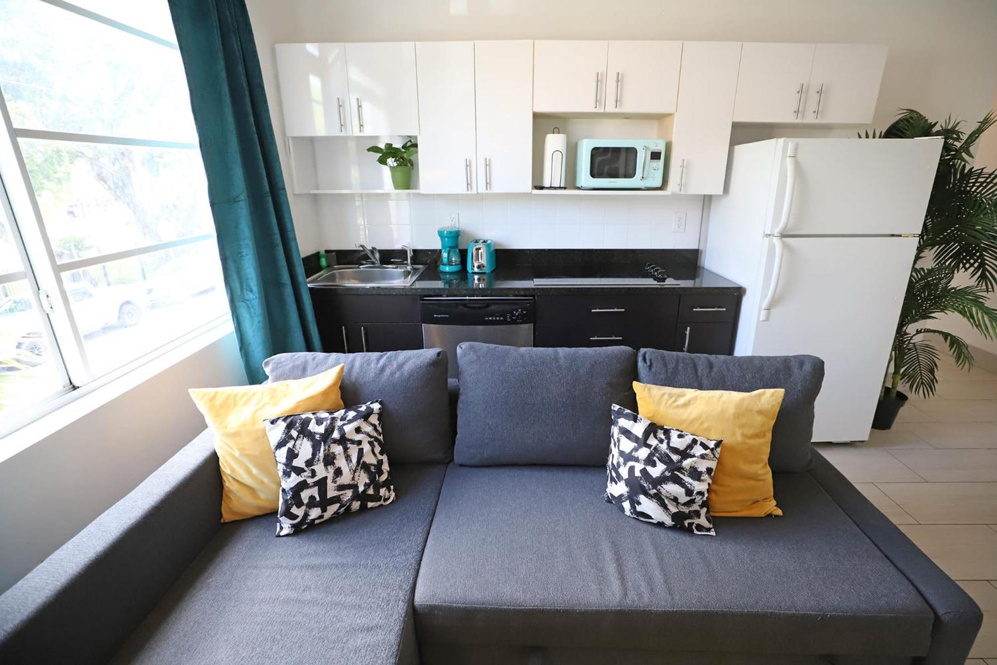 2 Bedroom Apartment 3 Minute Walk To South Beach & Ocean Drive Miami Beach Kültér fotó